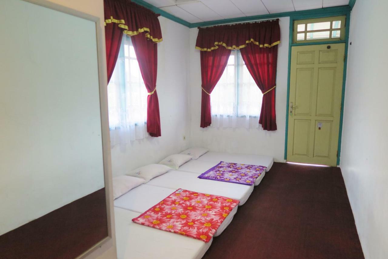 Villa Tiandiva Cisarua Exteriör bild