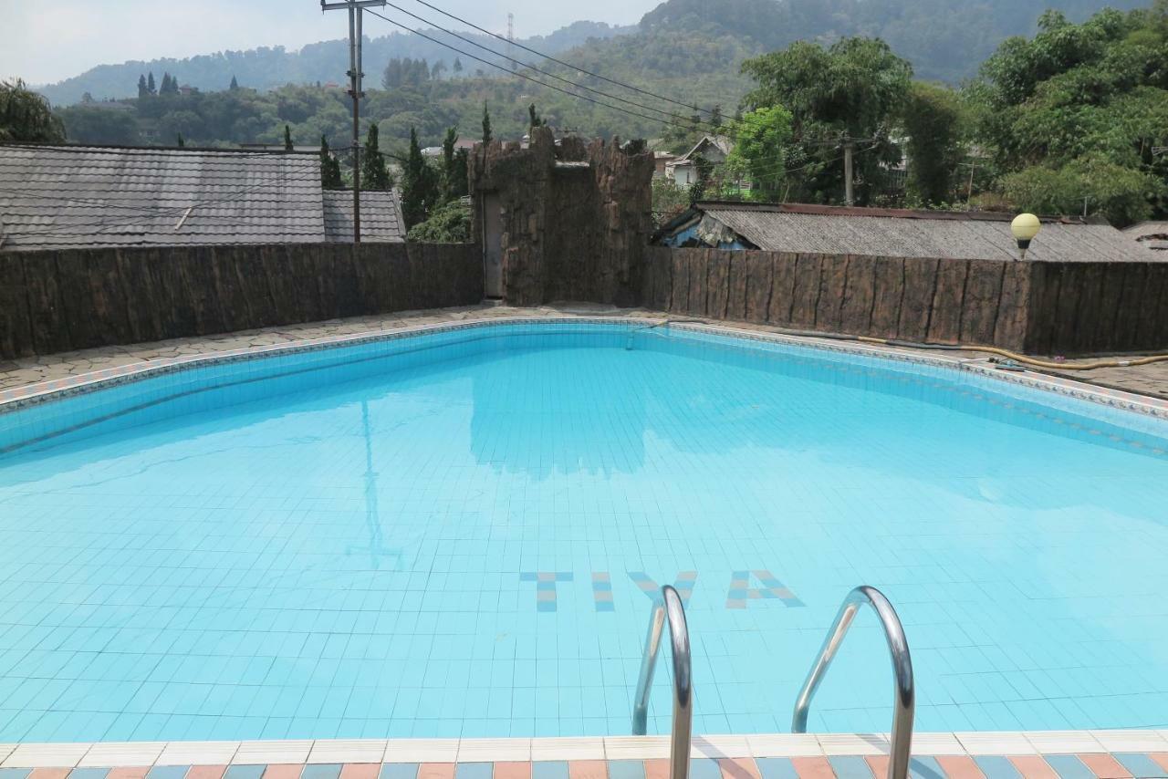 Villa Tiandiva Cisarua Exteriör bild